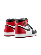 Air Jordan 1 Retro High OG black red