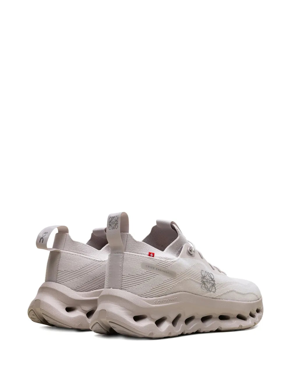 On Running Cloudtilt LOEWE Sand