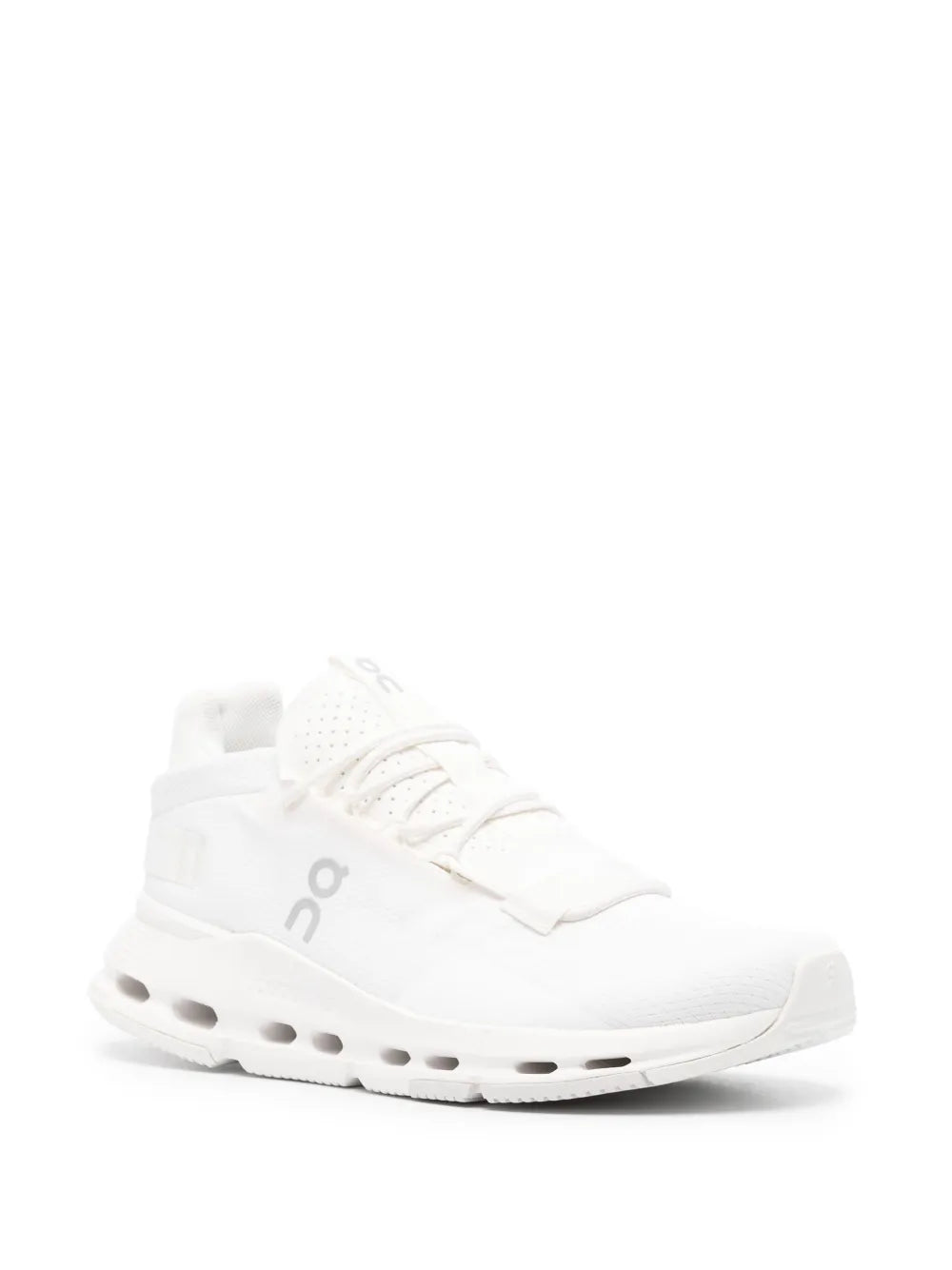 on Running Cloudnova 2 white