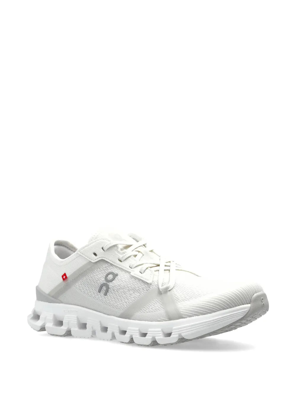 On Running Cloud X 4 AD White Wolf