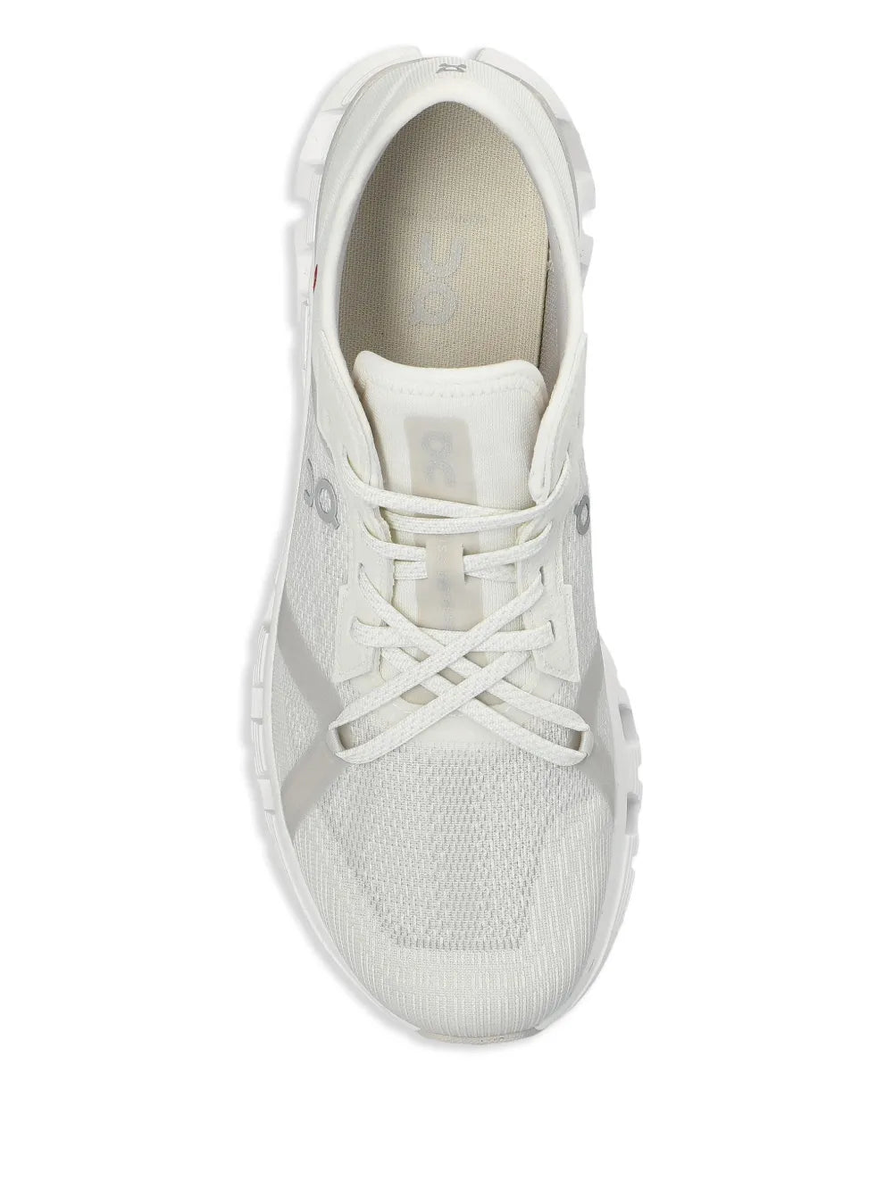 On Running Cloud X 4 AD White Wolf