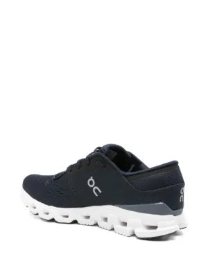 'On Cloud X 4'