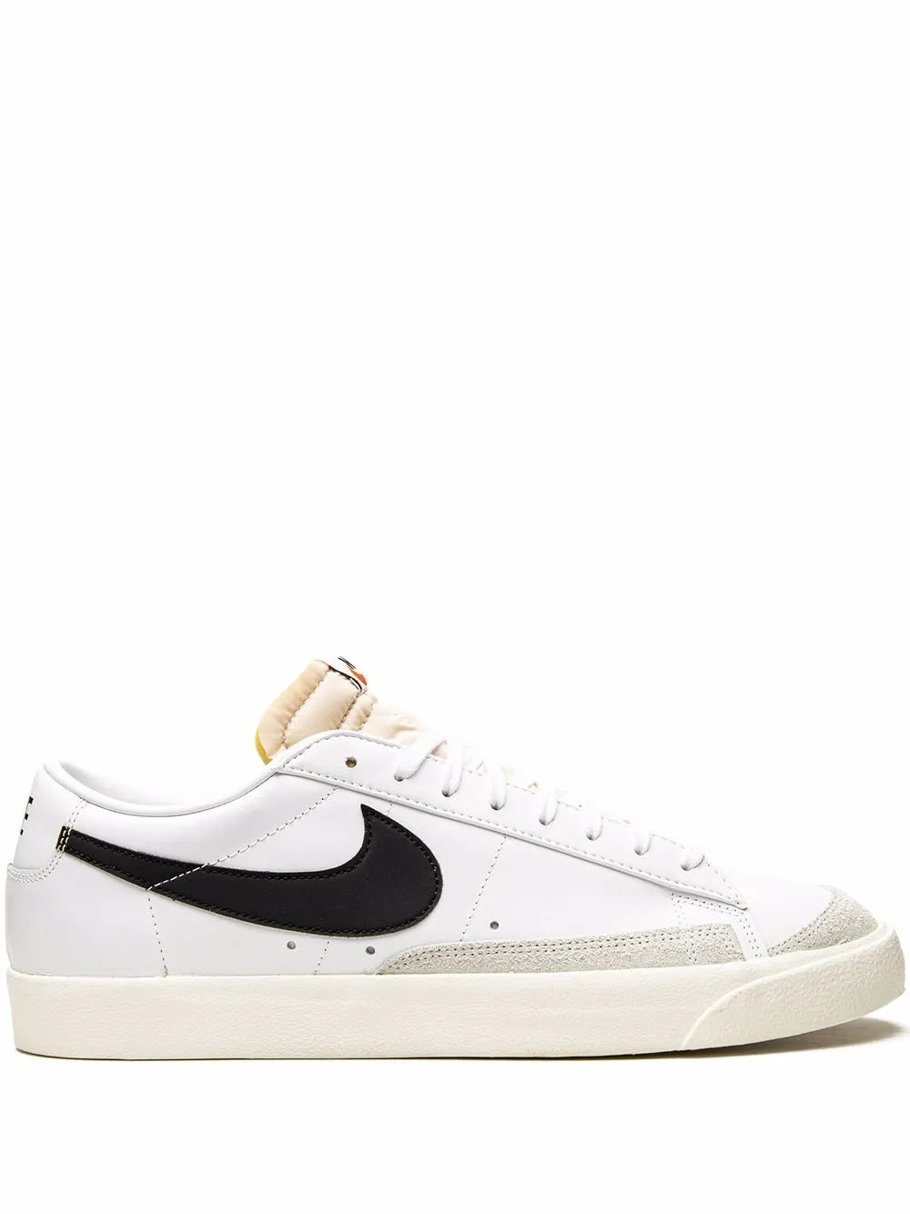 Nike Blazer Low 77 Vintage White Black Main image