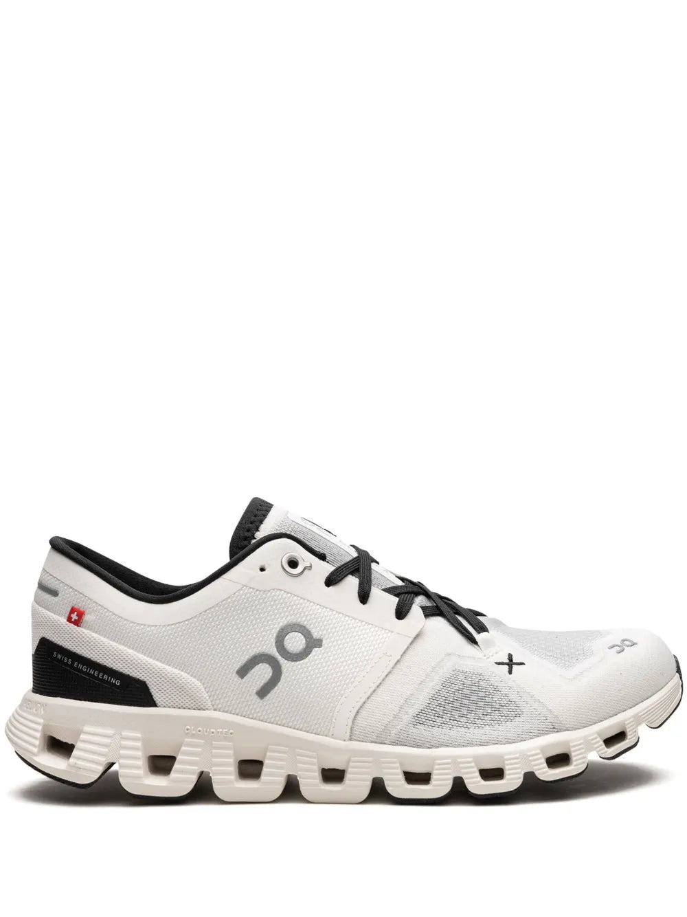 On Running Cloud X 4 Ivory Black