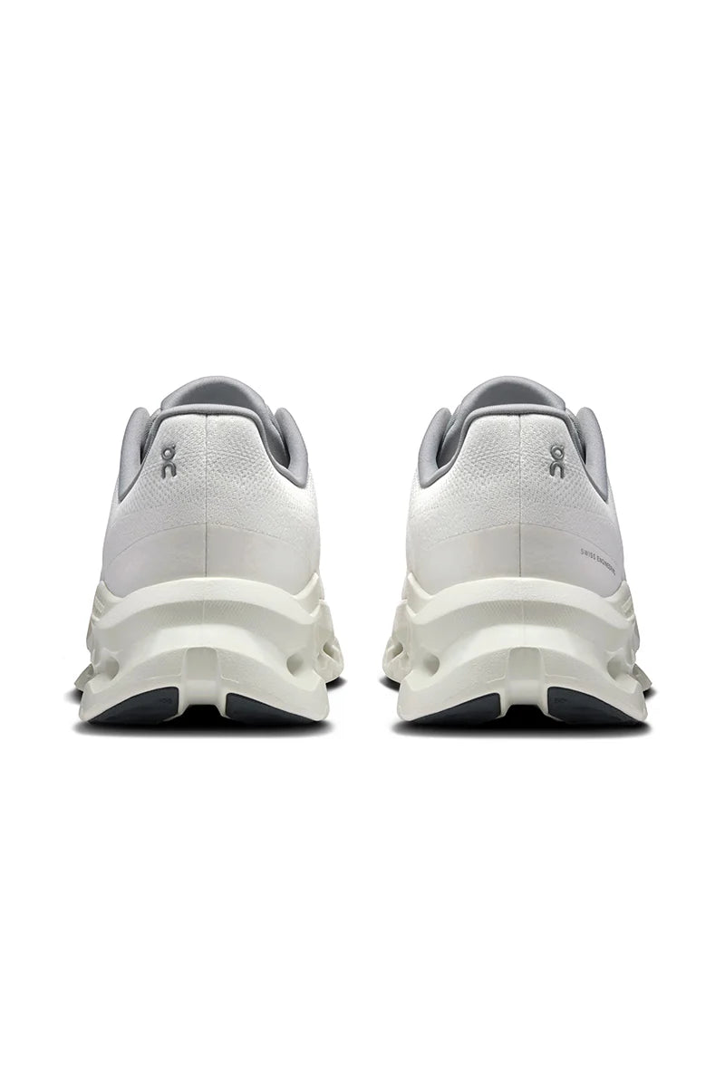 On Running Cloudtilt all white