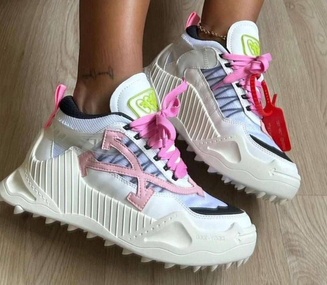 Off-White sneakers Secondary image
