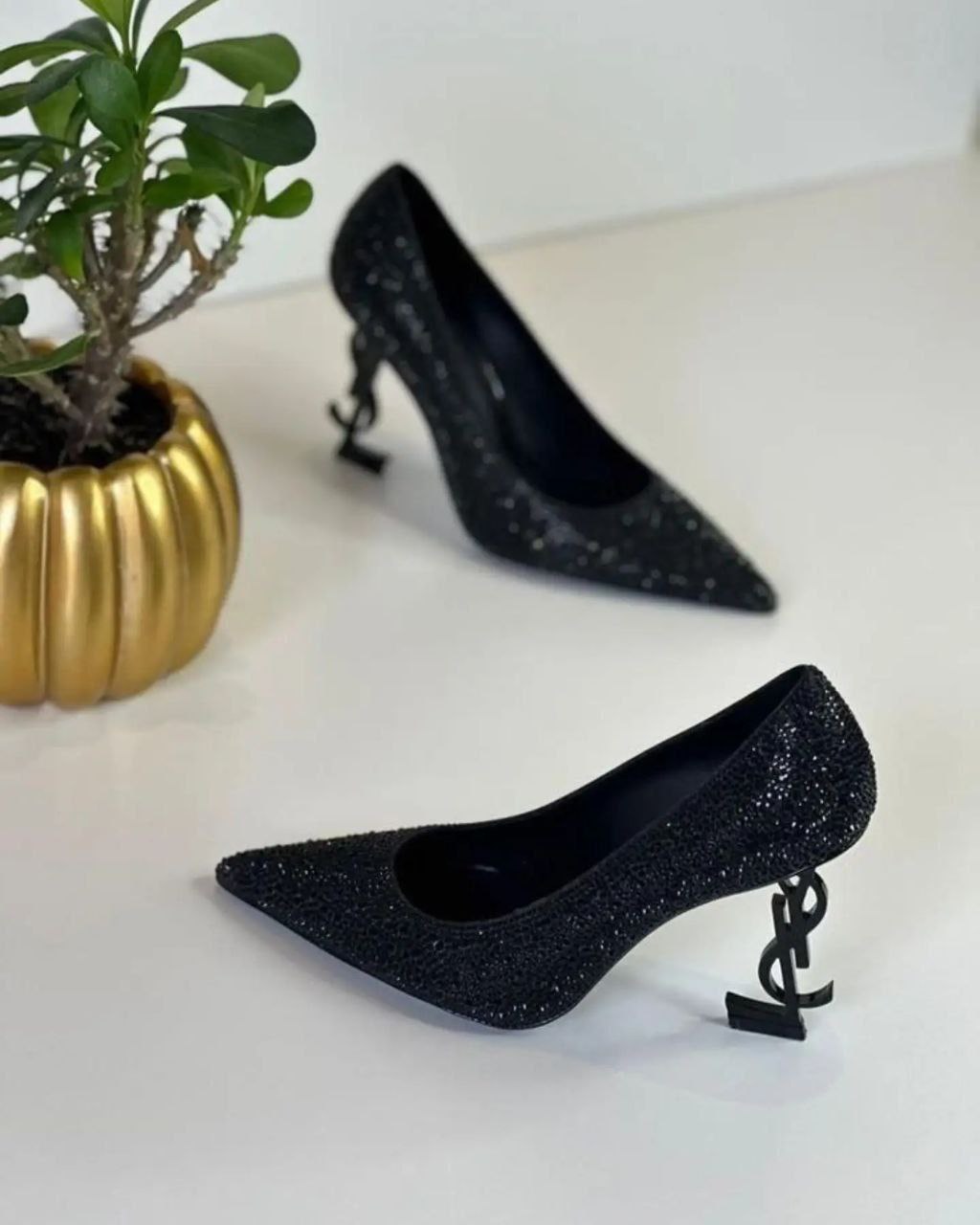 Saint Laurent heels Secondary image
