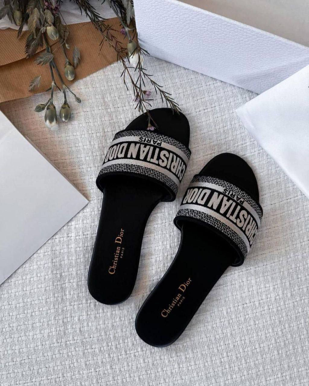 Christian Dior Paris Main image
