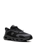 On Running Cloudsolo Loewe Black