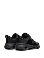 On Running Cloudsolo Loewe Black