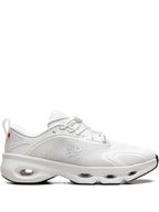 On Running Cloudsolo Loewe Withe Light Grey