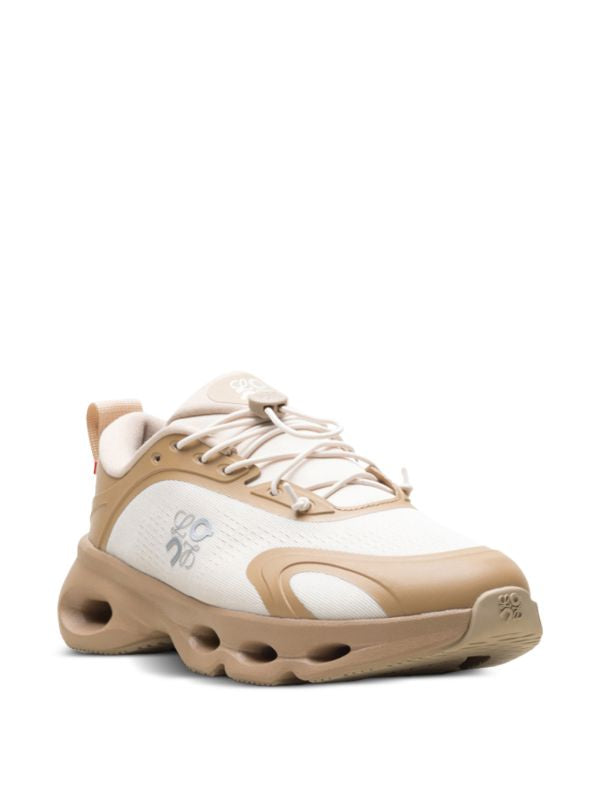 On Running x Loewe Cloudsolo Beige Secondary image