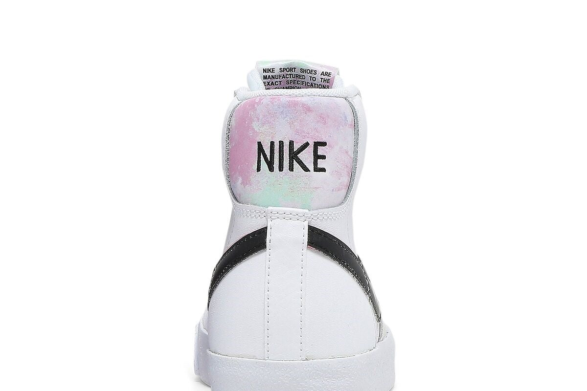 Nike Blazer Mid ‘77 Arctic Punch Secondary image
